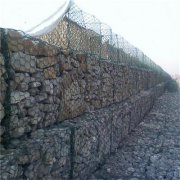 石笼网挡土墙